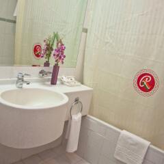 Отель Regal Plaza Hotel ОАЭ, Дубай - 2 отзыва об отеле, цены и фото номеров - забронировать отель Regal Plaza Hotel онлайн ванная