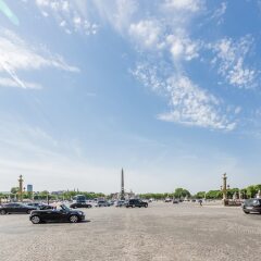 Отель Luxury 2 Bedroom With AC - Louvre & Champs Elysees Париж парковка
