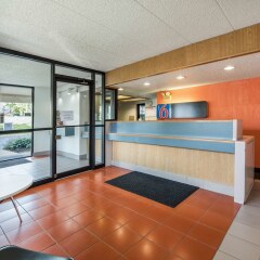 Отель Motel 6 Columbus - Worthington США, Колумбус - отзывы, цены и фото номеров - забронировать отель Motel 6 Columbus - Worthington онлайн интерьер отеля фото 3