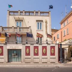 Aurelius Art Gallery Hotel