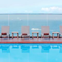 Отель DoubleTree By Hilton Istanbul - Moda бассейн фото 2