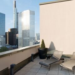 Adina Apartment Hotel Frankfurt Neue Oper балкон