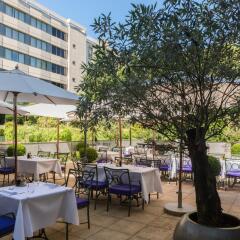 Отель Crowne Plaza Paris - Neuilly