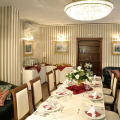 Spa Hotel Schlosspark Карловы Вары питание