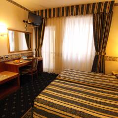 Отель Mokinba Hotels Baviera комната для гостей фото 3