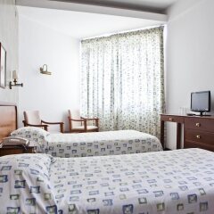 Отель Мини-отель Residencial Colombo Португалия, Фуншал - 1 отзыв об отеле, цены и фото номеров - забронировать отель Мини-отель Residencial Colombo онлайн комната для гостей фото 5