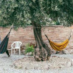 Отель Mucha Masia Hostel Rural-Urbà Испания, Эль-Прат-де-Льобрегат - отзывы, цены и фото номеров - забронировать отель Mucha Masia Hostel Rural-Urbà онлайн с домашними животными