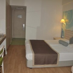 Hotel Thalia Unique в номере