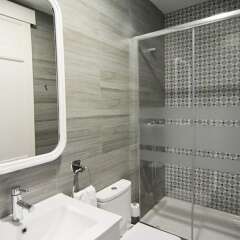 Отель BHM1-012 Beautiful Apartment Испания, Барселона - отзывы, цены и фото номеров - забронировать отель BHM1-012 Beautiful Apartment онлайн ванная фото 2