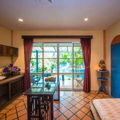 Отель Aochalong Villa Resort & Spa Таиланд, Бухта Чалонг - отзывы, цены и фото номеров - забронировать отель Aochalong Villa Resort & Spa онлайн комната для гостей фото 5
