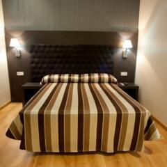 Отель Hostal Bcn 46 Испания, Барселона - 2 отзыва об отеле, цены и фото номеров - забронировать отель Hostal Bcn 46 онлайн комната для гостей фото 2