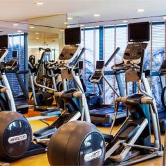 Отель Hilton Dubai Jumeirah фитнесс-зал фото 4
