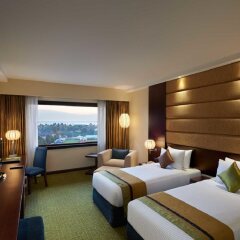 Отель Cinnamon Lakeside Colombo комната для гостей фото 4