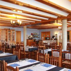 Отель Hostal Gudar Гудар питание