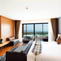 Отель Chalong Chalet Resort & Longstay комната для гостей