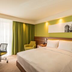 Отель Hampton by Hilton Munich City West Германия, Мюнхен - 1 отзыв об отеле, цены и фото номеров - забронировать отель Hampton by Hilton Munich City West онлайн комната для гостей фото 3