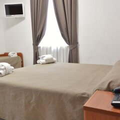 Hotel Trentina сейф в номере