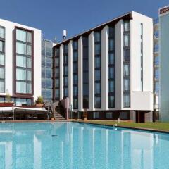 Отель Hilton Garden Inn Venice Mestre San Giuliano Италия, Венеция - 5 отзывов об отеле, цены и фото номеров - забронировать отель Hilton Garden Inn Venice Mestre San Giuliano онлайн бассейн фото 2