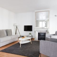 Отель Louvre Area - Saint Honoré Apartment Франция, Париж - отзывы, цены и фото номеров - забронировать отель Louvre Area - Saint Honoré Apartment онлайн комната для гостей фото 3