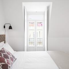 Апартаменты Lisbon Serviced Apartments Castelo de São Jorge сейф в номере