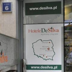 Hotel Apartments Zgoda Warszawa by DeSilva городской автобус