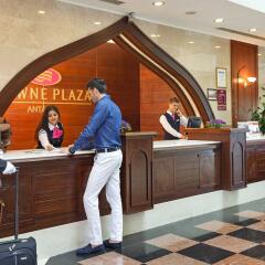 Crowne Plaza Hotel Antalya Турция, Анталья - 10 отзывов об отеле, цены и фото номеров - забронировать отель Crowne Plaza Hotel Antalya онлайн интерьер отеля фото 3
