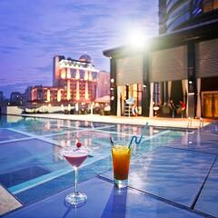 Renaissance Chengdu Hotel бассейн