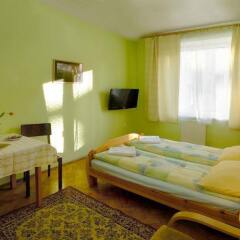 Отель Cybulskiego Guest Rooms Польша, Краков - отзывы, цены и фото номеров - забронировать отель Cybulskiego Guest Rooms онлайн комната для гостей фото 4