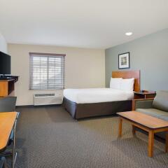 Отель WoodSpring Suites Columbus North I-270 США, Колумбус - отзывы, цены и фото номеров - забронировать отель WoodSpring Suites Columbus North I-270 онлайн комната для гостей