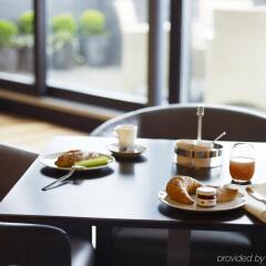 Отель Sheraton Grand Salzburg Зальцбург питание
