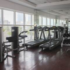 Апартаменты OYO 133 Home Studio Tecom Al Barsha фитнесс-зал фото 2