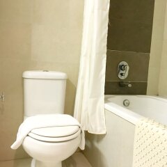 Hotel Tanjong Vista in Kuala Terengganu, Malaysia from 38$, photos, reviews - zenhotels.com bathroom