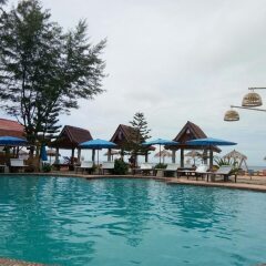 Отель Blue Andaman Lanta Resort Ланта бассейн фото 2