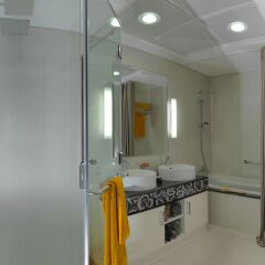 Отель DAMAC Maison Mall Street ванная