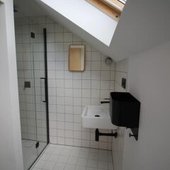 Отель B&B Caravan'Sérail Бельгия, Брюссель - отзывы, цены и фото номеров - забронировать отель B&B Caravan'Sérail онлайн удобства в номере фото 2