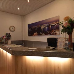 Отель Kieler Hof Германия, Гамбург - 2 отзыва об отеле, цены и фото номеров - забронировать отель Kieler Hof онлайн интерьер отеля фото 3