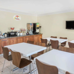 Отель Super 8 by Wyndham Vicksburg США, Виксбург - отзывы, цены и фото номеров - забронировать отель Super 8 by Wyndham Vicksburg онлайн питание фото 3