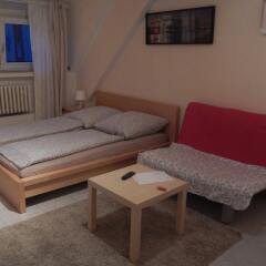 Апартаменты Tuzzini Köln Zoo Apartment Кёльн комната для гостей фото 4