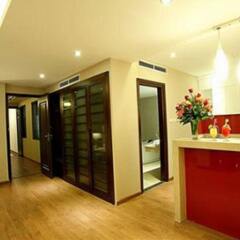 Skylark Hotel спа