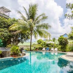 Baan Lukkan Hostel Патонг бассейн фото 4