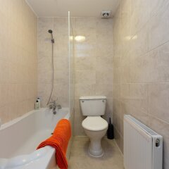 Отель 2 Bedroom Apartment in Dalston Великобритания, Лондон - отзывы, цены и фото номеров - забронировать отель 2 Bedroom Apartment in Dalston онлайн ванная фото 2