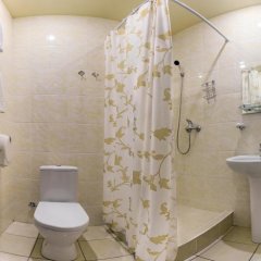 Санаторий Аквамарин в Витязево отзывы, цены и фото номеров - забронировать гостиницу Санаторий Аквамарин онлайн ванная