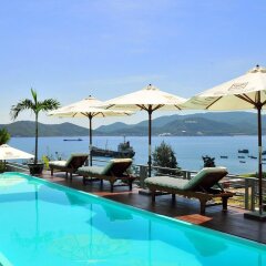 Отель Maritime Hotel Nha Trang Вьетнам, Нячанг - отзывы, цены и фото номеров - забронировать отель Maritime Hotel Nha Trang онлайн бассейн фото 2