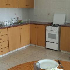 Апартаменты Angela Holiday Apartments в номере