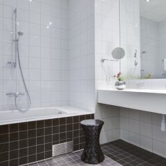 Отель Park Inn by Radisson Lund Швеция, Лунд - отзывы, цены и фото номеров - забронировать отель Park Inn by Radisson Lund онлайн ванная фото 2