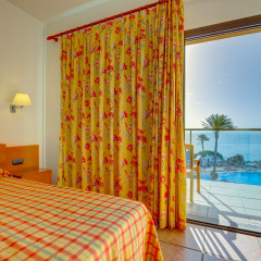 Отель SBH Club Paraíso Playa - All Inclusive Испания, Эскинсо - отзывы, цены и фото номеров - забронировать отель SBH Club Paraíso Playa - All Inclusive онлайн комната для гостей фото 5