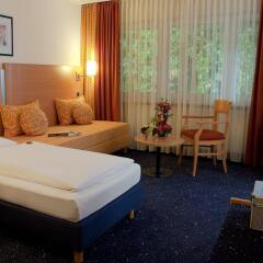 Favored Hotel Plaza комната для гостей фото 4