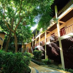 Отель Baan Hin Sai Resort & Spa парковка