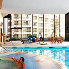 Отель Four Seasons Hotel Vancouver Канада, Ванкувер - отзывы, цены и фото номеров - забронировать отель Four Seasons Hotel Vancouver онлайн бассейн