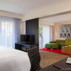 Отель Fiesta Inn Aeropuerto Ciudad de Mexico Мексика, Мехико - 1 отзыв об отеле, цены и фото номеров - забронировать отель Fiesta Inn Aeropuerto Ciudad de Mexico онлайн комната для гостей фото 4